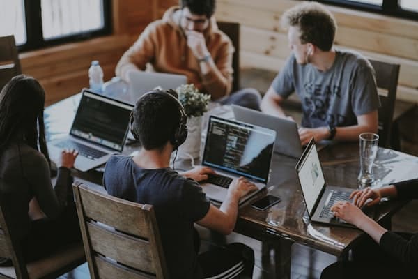 مستقبل التحول الرقمي للشركات والمؤسسات العراقية